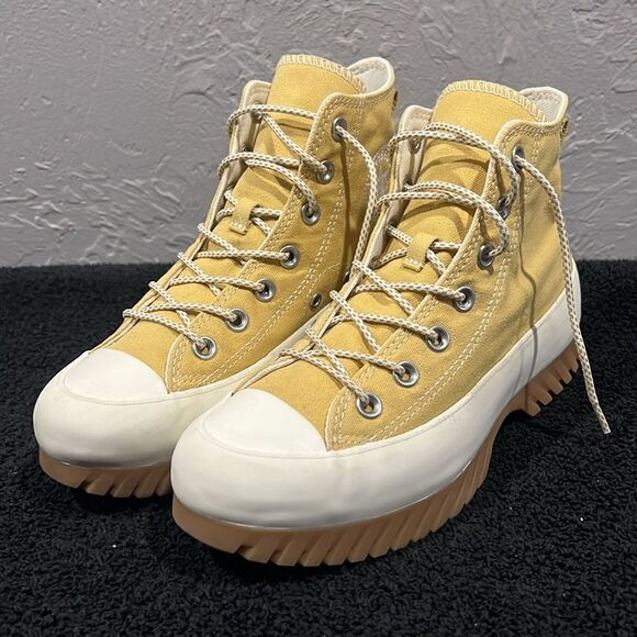 🔥 CONVERSE Chuck Taylor All Star Lugged 2.0 Utility High Sneaker Gold Women Sz - Picture 3 of 14